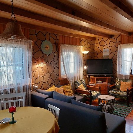 Tonise Holiday Houses Lilbi  Εξωτερικό φωτογραφία