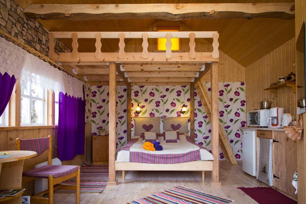 Tonise Holiday Houses Lilbi  Δωμάτιο φωτογραφία