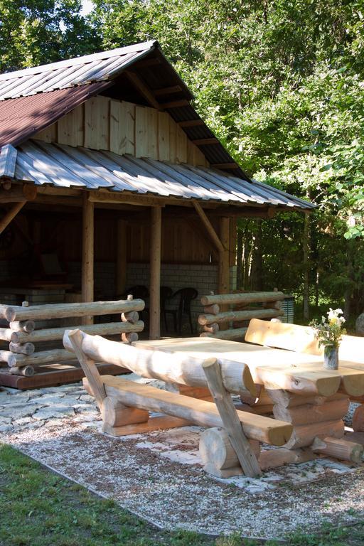 Tonise Holiday Houses Lilbi  Εξωτερικό φωτογραφία